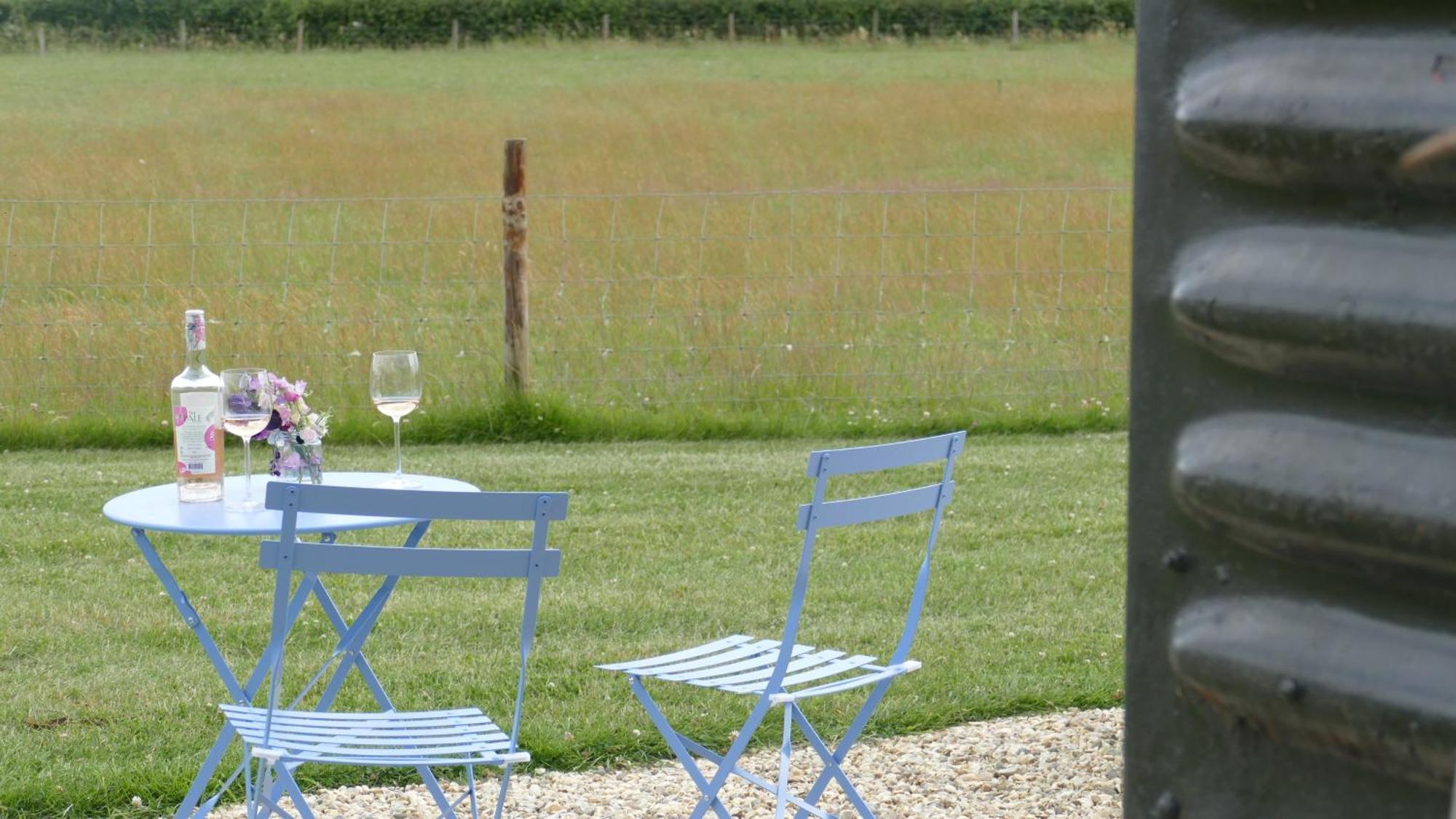Вилла Elms Farm Alderton  Экстерьер фото